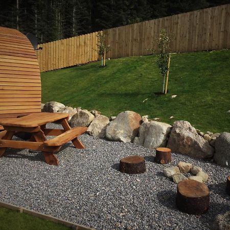 Hotel Tomatin Glamping Pods Inverness Exterior foto